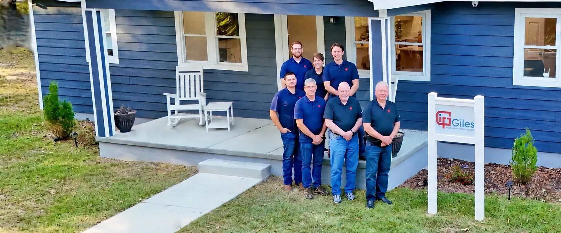 The Giles Innovative Products team outside the company office in Vance, Alabama